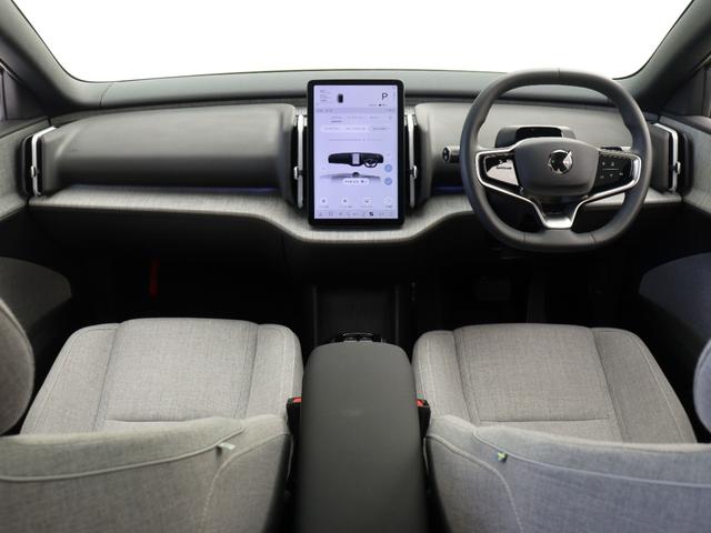 EX30 ウルトラシングルモーター エクステンデッドレンジ 電気自動車 パノラマガラスルーフ Google搭載 前後純正ドラレコ モスイエロー 20インチダイヤモンドカットAW harman/kardon シートヒーター ステアリングホイールヒーター(4枚目)