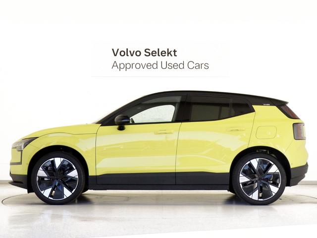 EX30 ウルトラシングルモーター エクステンデッドレンジ 電気自動車 パノラマガラスルーフ Google搭載 前後純正ドラレコ モスイエロー 20インチダイヤモンドカットAW harman/kardon シートヒーター ステアリングホイールヒーター(6枚目)