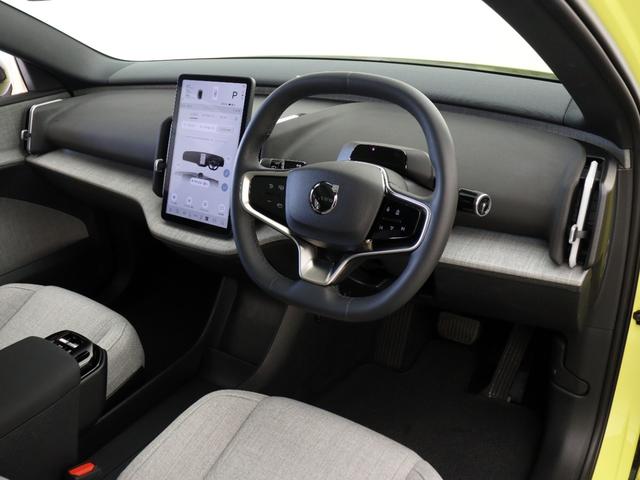 EX30 ウルトラシングルモーター エクステンデッドレンジ 電気自動車 パノラマガラスルーフ Google搭載 前後純正ドラレコ モスイエロー 20インチダイヤモンドカットAW harman/kardon シートヒーター ステアリングホイールヒーター(34枚目)