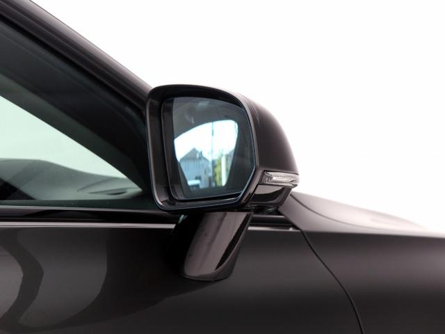 Ｖ６０ クロスカントリー　Ｔ５　ＡＷＤ　プロ　サンルーフ　プラスＰＫＧ　ドラレコ　マルーンブラウン革　前後シートヒーター　ステアリングヒーター　リラクゼーション機能　ベンチレーション機能　１９インチＡＷ　パワーテールゲート　３６０°カメラ（25枚目）