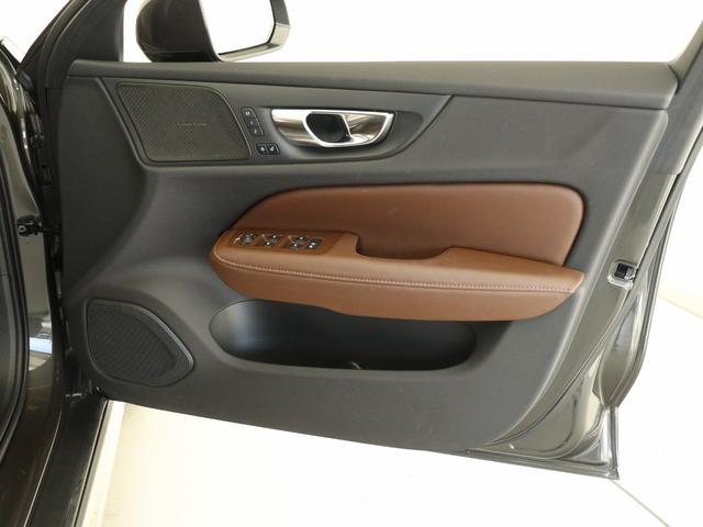 Ｖ６０ クロスカントリー　Ｔ５　ＡＷＤ　プロ　サンルーフ　プラスＰＫＧ　ドラレコ　マルーンブラウン革　前後シートヒーター　ステアリングヒーター　リラクゼーション機能　ベンチレーション機能　１９インチＡＷ　パワーテールゲート　３６０°カメラ（38枚目）