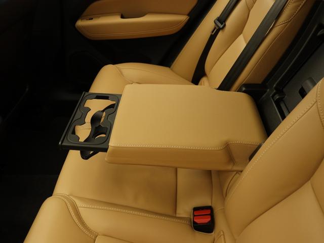 ＸＣ６０ アルティメット　Ｂ５　ＡＷＤ　サンルーフ　Ｂ＆Ｗ　２０２３年モデル　Ｇｏｏｇｌｅ搭載　ドラレコ　４８Ｖ　茶革　リニアライムウッドパネル　前後シートヒーター　ステアリングヒーター　リラクゼーション機能　ベンチレーション機能（40枚目）