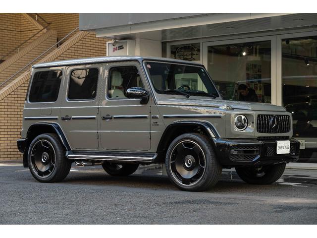Ｇクラス Ｇ６３　ｍａｎｕｆａｋｔｕｒプログラム＋　正規ディーラー車　ＡＭＧ世田谷スペシャルオーダー　２２インチマイバッハデザインアルミ（純正アルミ有り）　ホワイトエクスクルーシブナッパレザーシート　カーボンインテリア（6枚目）