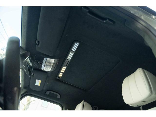 Ｇクラス Ｇ６３　ｍａｎｕｆａｋｔｕｒプログラム＋　正規ディーラー車　ＡＭＧ世田谷スペシャルオーダー　２２インチマイバッハデザインアルミ（純正アルミ有り）　ホワイトエクスクルーシブナッパレザーシート　カーボンインテリア（12枚目）