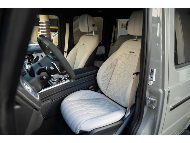 Ｇクラス Ｇ６３　ｍａｎｕｆａｋｔｕｒプログラム＋　正規ディーラー車　ＡＭＧ世田谷スペシャルオーダー　２２インチマイバッハデザインアルミ（純正アルミ有り）　ホワイトエクスクルーシブナッパレザーシート　カーボンインテリア（13枚目）