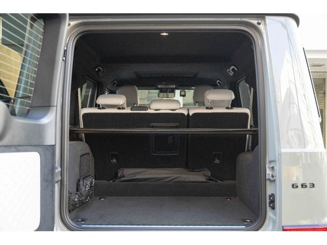 Ｇクラス Ｇ６３　ｍａｎｕｆａｋｔｕｒプログラム＋　正規ディーラー車　ＡＭＧ世田谷スペシャルオーダー　２２インチマイバッハデザインアルミ（純正アルミ有り）　ホワイトエクスクルーシブナッパレザーシート　カーボンインテリア（18枚目）