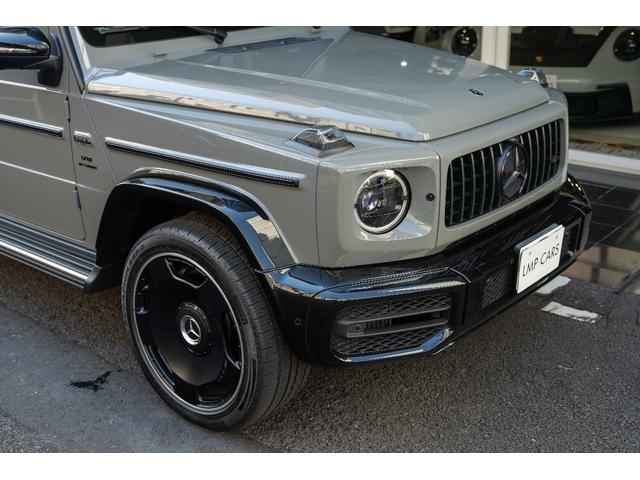 Ｇクラス Ｇ６３　ｍａｎｕｆａｋｔｕｒプログラム＋　正規ディーラー車　ＡＭＧ世田谷スペシャルオーダー　２２インチマイバッハデザインアルミ（純正アルミ有り）　ホワイトエクスクルーシブナッパレザーシート　カーボンインテリア（19枚目）