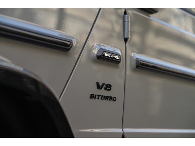 Ｇクラス Ｇ６３　ｍａｎｕｆａｋｔｕｒプログラム＋　正規ディーラー車　ＡＭＧ世田谷スペシャルオーダー　２２インチマイバッハデザインアルミ（純正アルミ有り）　ホワイトエクスクルーシブナッパレザーシート　カーボンインテリア（28枚目）