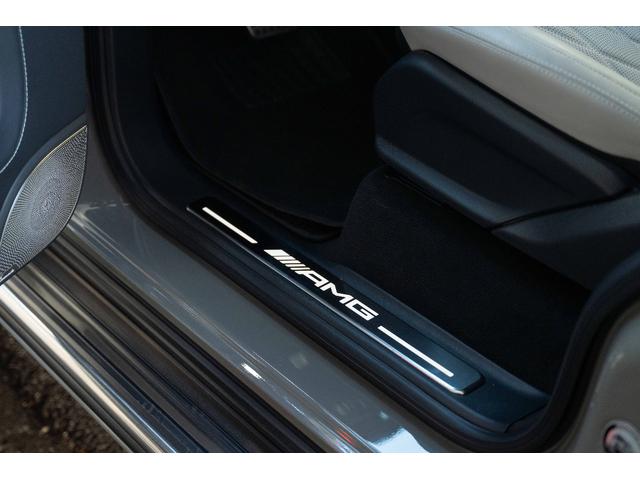 Ｇクラス Ｇ６３　ｍａｎｕｆａｋｔｕｒプログラム＋　正規ディーラー車　ＡＭＧ世田谷スペシャルオーダー　２２インチマイバッハデザインアルミ（純正アルミ有り）　ホワイトエクスクルーシブナッパレザーシート　カーボンインテリア（31枚目）