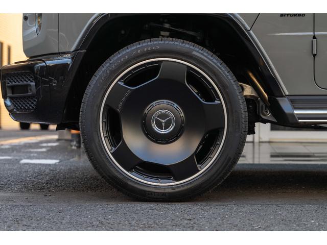 Ｇクラス Ｇ６３　ｍａｎｕｆａｋｔｕｒプログラム＋　正規ディーラー車　ＡＭＧ世田谷スペシャルオーダー　２２インチマイバッハデザインアルミ（純正アルミ有り）　ホワイトエクスクルーシブナッパレザーシート　カーボンインテリア（50枚目）