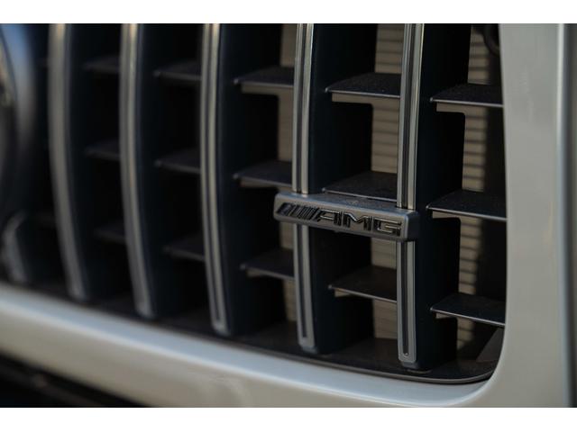 Ｇクラス Ｇ６３　ｍａｎｕｆａｋｔｕｒプログラム＋　正規ディーラー車　ＡＭＧ世田谷スペシャルオーダー　２２インチマイバッハデザインアルミ（純正アルミ有り）　ホワイトエクスクルーシブナッパレザーシート　カーボンインテリア（65枚目）