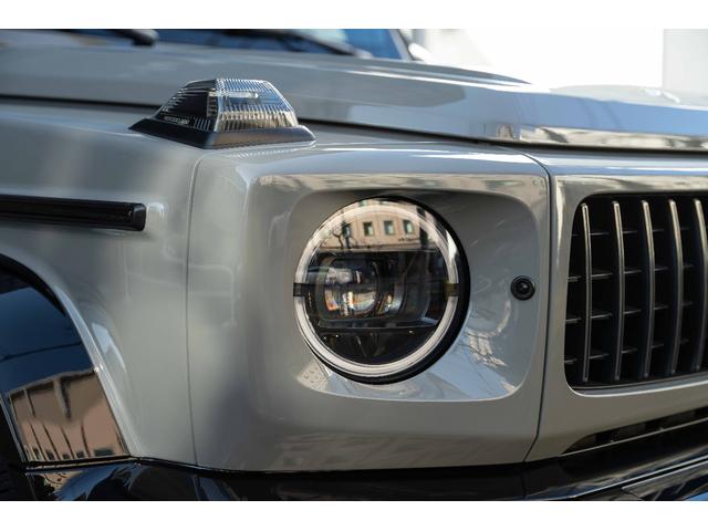 Ｇクラス Ｇ６３　ｍａｎｕｆａｋｔｕｒプログラム＋　正規ディーラー車　ＡＭＧ世田谷スペシャルオーダー　２２インチマイバッハデザインアルミ（純正アルミ有り）　ホワイトエクスクルーシブナッパレザーシート　カーボンインテリア（67枚目）