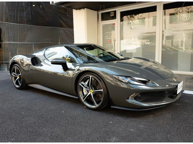 ２９６ＧＴＢ ベースグレード　Ｆ１　ＤＣＴ　左Ｈ　Ｆリフター　ＬＥＤカーボンステア　パドルシフトトリコロールカラー　ＧＲＩＧＩＯ　ＳＣＵＲＯ　／　クオイオ　ＥＬＥリヤビューミラー　ブラックフランシングホース　ダイヤモンドホイール（6枚目）