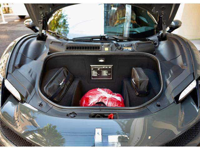 ２９６ＧＴＢ ベースグレード　Ｆ１　ＤＣＴ　左Ｈ　Ｆリフター　ＬＥＤカーボンステア　パドルシフトトリコロールカラー　ＧＲＩＧＩＯ　ＳＣＵＲＯ　／　クオイオ　ＥＬＥリヤビューミラー　ブラックフランシングホース　ダイヤモンドホイール（50枚目）