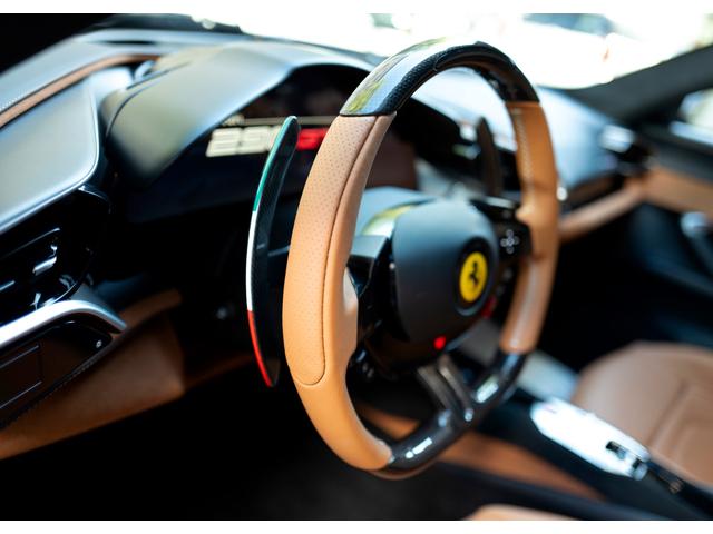 ２９６ＧＴＢ ベースグレード　Ｆ１　ＤＣＴ　左Ｈ　Ｆリフター　ＬＥＤカーボンステア　パドルシフトトリコロールカラー　ＧＲＩＧＩＯ　ＳＣＵＲＯ　／　クオイオ　ＥＬＥリヤビューミラー　ブラックフランシングホース　ダイヤモンドホイール（72枚目）