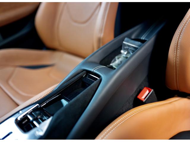 ２９６ＧＴＢ ベースグレード　Ｆ１　ＤＣＴ　左Ｈ　Ｆリフター　ＬＥＤカーボンステア　パドルシフトトリコロールカラー　ＧＲＩＧＩＯ　ＳＣＵＲＯ　／　クオイオ　ＥＬＥリヤビューミラー　ブラックフランシングホース　ダイヤモンドホイール（77枚目）