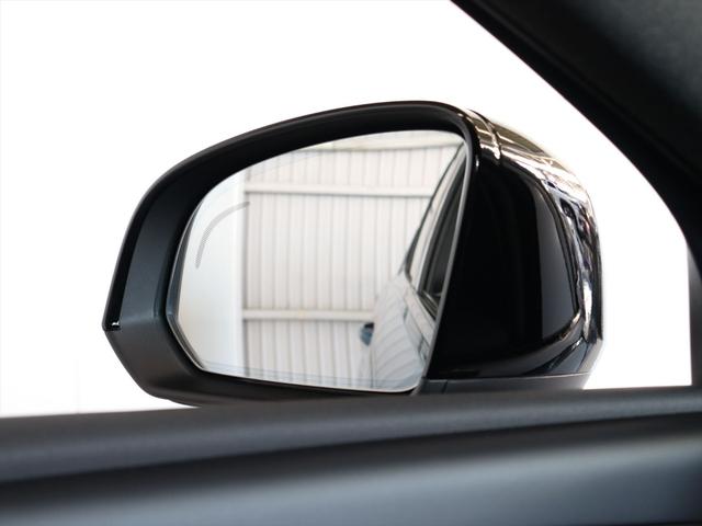 Ｃ４０リチャージ リチャージ　ツイン　２０２２年モデル　ＢＥＶ　パノラマルーフ　純正前後ドラレコ　スウェードシート　ｈａｒｍａｎ／ｋａｒｄｏｎ　Ｇｏｏｇｌｅナビ　３６０°ビューカメラ　パワーシート　シートヒーター　ステアリングヒーター（31枚目）