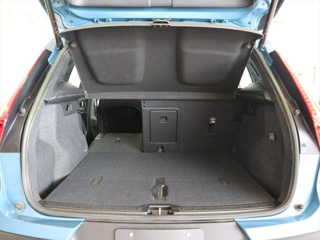 ＸＣ４０ プラス　プロ　Ｂ３　２０２３年モデル　ＭＨＥＶ　純正前後ドラレコ　テキスタイルシート　Ｇｏｏｇｌｅナビ　３６０°ビューカメラ　パワーシート　シートヒーター　ステアリングヒーター　ハンズフリーテールゲート（19枚目）