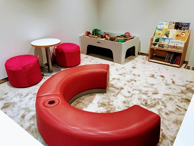 XC60 ウルトラ B5 AWD ダークエディション 2025年モデル MHEV パノラマルーフ Bowers&Wilkins ナッパレザー クリスタルシフトノブ Googleナビ 360°ビューカメラ パワーシート シートヒーター ステアリングヒーター(49枚目)