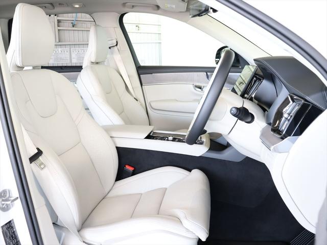 ＸＣ９０ ウルトラ　Ｔ８　ＡＷＤ　プラグインハイブリッド　２０２５年後期モデル　当店試乗車　ＰＨＥＶ　パノラマルーフ　純正前後ドラレコ　デジタルルームミラー　ナッパレザー　クリスタルシフトノブ　Ｇｏｏｇｌｅナビ　３６０°ビューカメラ　パワーシート（7枚目）