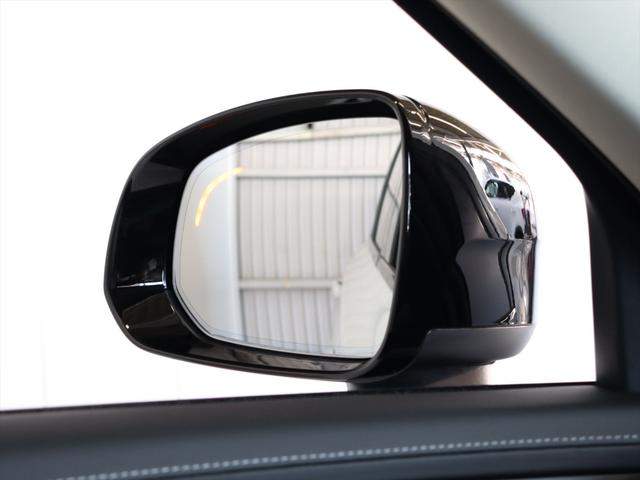 ＸＣ９０ ウルトラ　Ｔ８　ＡＷＤ　プラグインハイブリッド　２０２５年後期モデル　当店試乗車　ＰＨＥＶ　パノラマルーフ　純正前後ドラレコ　デジタルルームミラー　ナッパレザー　クリスタルシフトノブ　Ｇｏｏｇｌｅナビ　３６０°ビューカメラ　パワーシート（33枚目）