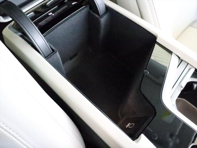 Ｖ６０ アルティメット　Ｂ４　２０２４年モデル　ＭＨＥＶ　純正前後ドラレコ　ナッパレザー　Ｈａｒｍａｎ／Ｋａｒｄｏｎ　クリスタルシフトノブ　Ｇｏｏｇｌｅナビ　３６０°ビューカメラ　パワーシート　シートヒーター　ステアリングヒーター（35枚目）