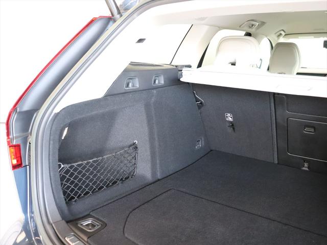 Ｖ６０ アルティメット　Ｂ４　２０２４年モデル　ＭＨＥＶ　純正前後ドラレコ　ナッパレザー　Ｈａｒｍａｎ／Ｋａｒｄｏｎ　クリスタルシフトノブ　Ｇｏｏｇｌｅナビ　３６０°ビューカメラ　パワーシート　シートヒーター　ステアリングヒーター（43枚目）