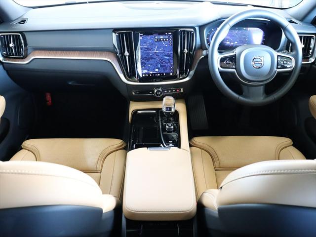 Ｖ６０ リチャジアルティメットＴ６ＡＷＤプラグインハイブリド　２０２３年モデル　ＰＨＥＶ　パノラマルーフ　純正前後ドラレコ　ナッパレザー　Ｈａｒｍａｎ／Ｋａｒｄｏｎ　クリスタルシフトノブ　Ｇｏｏｇｌｅナビ　３６０°ビューカメラ　パワーシート　シートヒーター（5枚目）