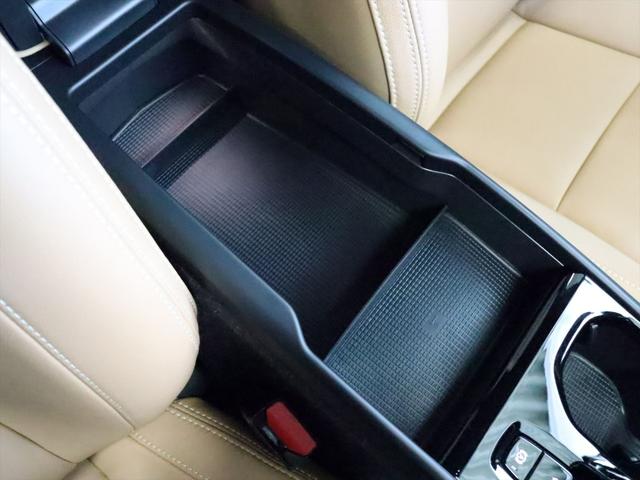 XC40 リチャージ PHV T5 インスクリプション 2021年モデル PHEV パノラマルーフ 純正前後ドラレコ 本革シート harman/kardon クリスタルシフトノブ HDDナビ 地デジTV AppleCarPlay対応 360°ビューカメラ(35枚目)