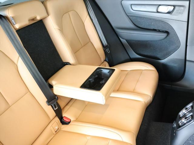 XC40 リチャージ PHV T5 インスクリプション 2021年モデル PHEV パノラマルーフ 純正前後ドラレコ 本革シート harman/kardon クリスタルシフトノブ HDDナビ 地デジTV AppleCarPlay対応 360°ビューカメラ(42枚目)