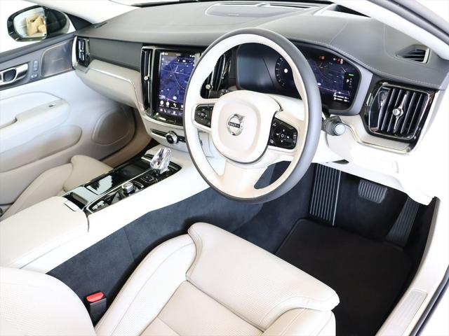 V60 ウルトラ T6 AWD プラグインハイブリッド 2026年モデル 当店試乗車 PHEV パノラマルーフ 純正前後ドラレコ ナッパレザー Harman/Kardon クリスタルシフトノブ Googleナビ 360°ビューカメラ パワーシート(6枚目)