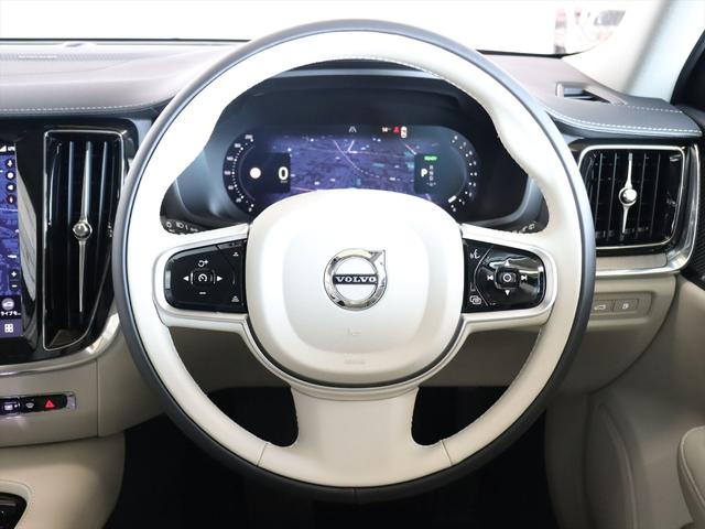 V60 ウルトラ T6 AWD プラグインハイブリッド 2026年モデル 当店試乗車 PHEV パノラマルーフ 純正前後ドラレコ ナッパレザー Harman/Kardon クリスタルシフトノブ Googleナビ 360°ビューカメラ パワーシート(9枚目)