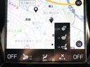 タッチパネルからはシートヒーターの温度調節が可能です 運転席はステアリングヒーターも装備しているため、冬でも手がかじかむことがなく正確にステアリング操作できます