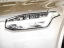 ヘッドライトはLED仕様です トールハンマーと呼ばれるT字型のヘッドライトです
