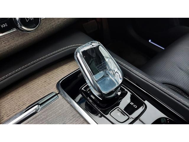 Ｂ６　ＡＷＤ　インスクリプション　２０２１年モデル　マイルドＨＶ　Ｂ＆Ｗスピーカー　ＣａｒＰｌａｙ　ａｎｄｒｏｉｄＡｕｔｏ　前後シートヒーター　ステアリングヒーター　ベンチレーション　サンルーフ　３６０カメラ　テイラードダッシュボード(43枚目)