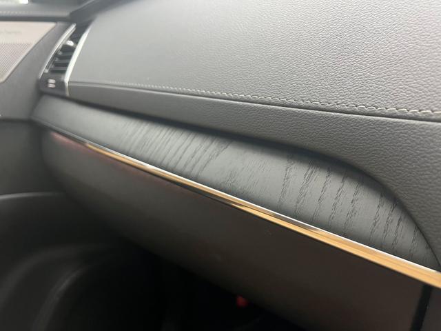 ＸＣ９０ アルティメット　Ｂ６　ＡＷＤ　２０２３年モデル　Ｇｏｏｇｌｅ　ＨＡＲＭＡＮ　ＫＡＲＤＯＮ　３列シート　オレフォスクリスタルシフトノブ　サンルーフ　前後シートヒーター　ワイヤレス充電　ウッドパネル　純正２０インチアルミホイール（15枚目）