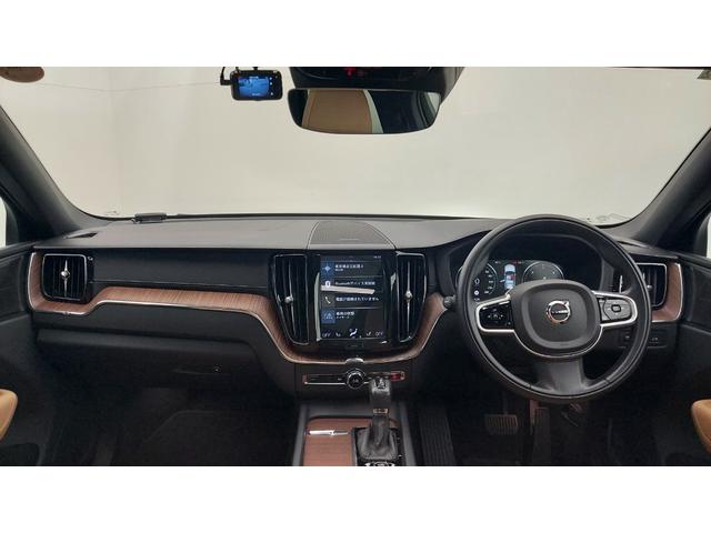 XC60 D4 AWD インスクリプション 2019年モデル クリーンディーゼル HARMAN KARDON サンルーフ 前後シートヒーター 社外ドラレコ ウッドパネル(10枚目)