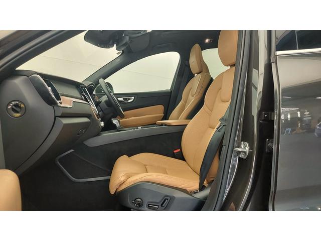 XC60 D4 AWD インスクリプション 2019年モデル クリーンディーゼル HARMAN KARDON サンルーフ 前後シートヒーター 社外ドラレコ ウッドパネル(18枚目)