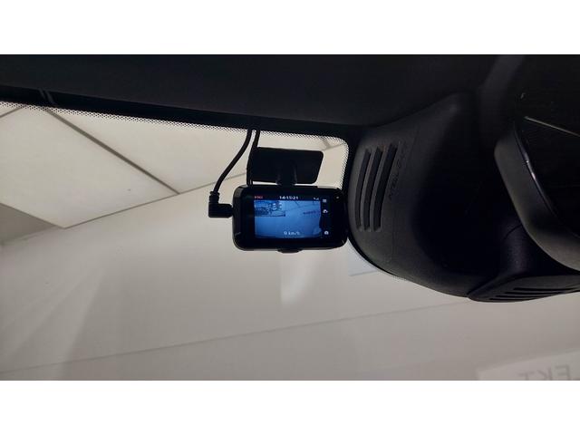 XC60 D4 AWD インスクリプション 2019年モデル クリーンディーゼル HARMAN KARDON サンルーフ 前後シートヒーター 社外ドラレコ ウッドパネル(22枚目)