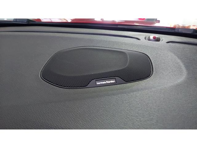 V40 T3 クラシックエディション 2019年モデル 最終モデル HARMAN KARDON レザーシート ウッドパネル サンルーフ Bluetooth 純正前後ドラレコ(17枚目)