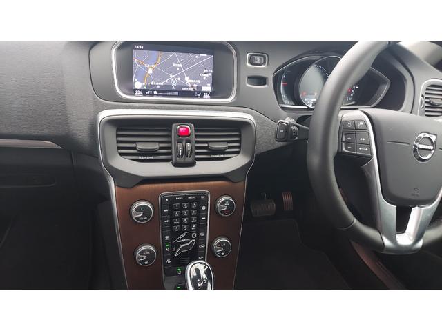 V40 T3 クラシックエディション 2019年モデル 最終モデル HARMAN KARDON サンルーフ ウッドパネル Bluetooth 前後シートヒーター(13枚目)