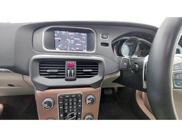 V40 クロスカントリー T5 AWD モメンタム 2018年モデル 純正オプション19インチアルミホイール シティウィーブシート 運転席パワーシート 純正前後ドラレコ(16枚目)