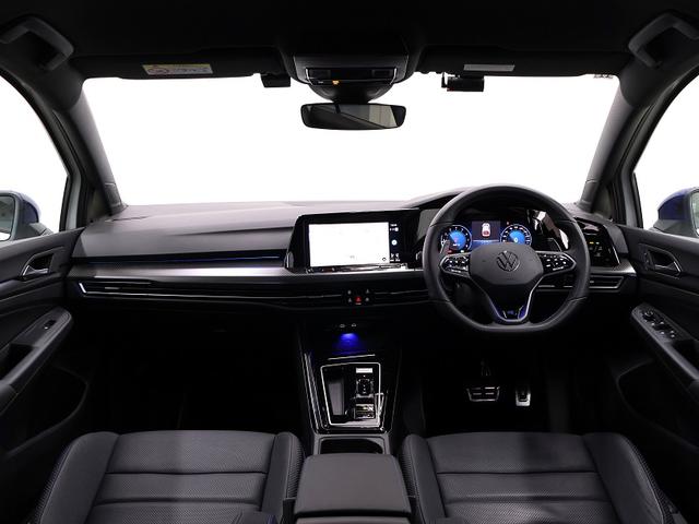 ゴルフＲ ２０イヤーズ　認定中古車　Ｖｏｌｋｓｗａｇｅｎメーカー社用車　限定車Ｇｏｌｆ　Ｒ　２０ｙｅａｒｓ　ピュアホワイト　ワンオーナー　禁煙車　ＤＣＣ　レザーシートパッケージ　純正ナビ　ＥＴＣ　ＬＥＤヘッドライト（13枚目）