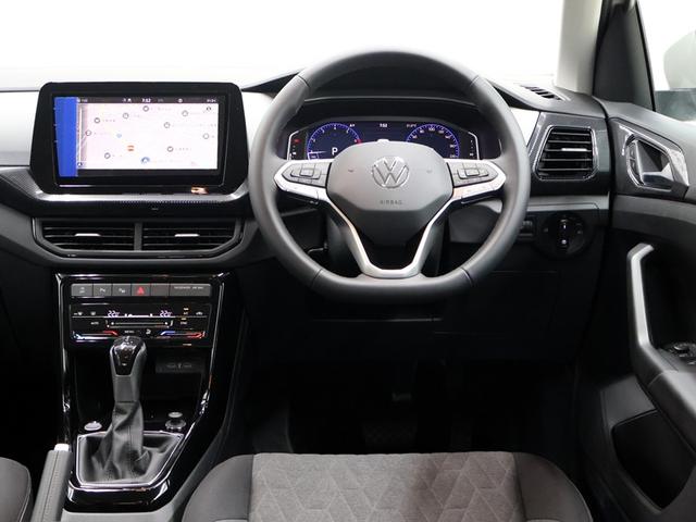 Ｔ－クロス ＴＳＩ　アクティブ　認定中古車　登録済み未使用車　ＴーＣｒｏｓｓ　ＴＳＩ　Ａｃｔｉｖｅ　セーフティーパッケージ　テクノロジーパッケージ　純正ナビ　ＥＴＣ　バックカメラ　ＬＥＤヘッドライト　メーカーオプションフル装備（14枚目）