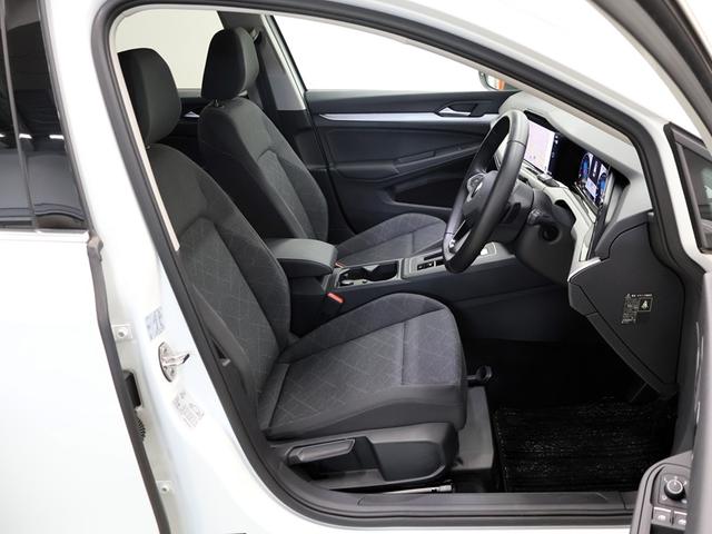 ゴルフヴァリアント ｅＴＳＩ　アクティブ　認定中古車Ｇｏｌｆ　Ｖａｒｉａｎｔ　ｅＴＳＩ　Ａｃｔｉｖｅ　ピュアホワイト　ワンオーナー　禁煙車　テクノロジーパッケージ　純正ナビ　バックカメラ　ＥＴＣ　ＬＥＤヘッドライト　純正前後ドライブレコーダー（19枚目）