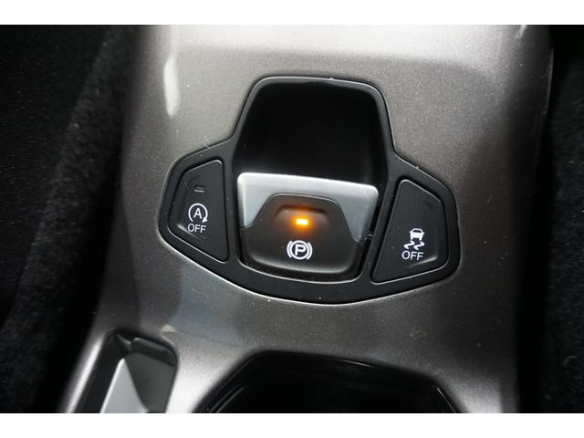 ジープ・レネゲード リミテッド　ＥＴＣ、革シート、ワンオーナー、アップルカープレー（21枚目）