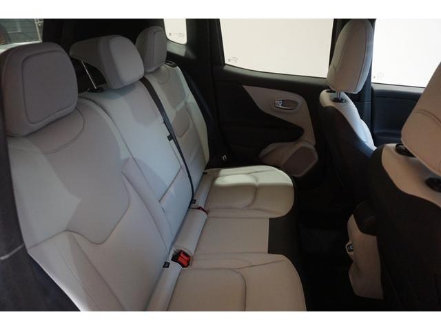 ジープ・レネゲード リミテッド　ＥＴＣ、革シート、ワンオーナー、アップルカープレー（38枚目）