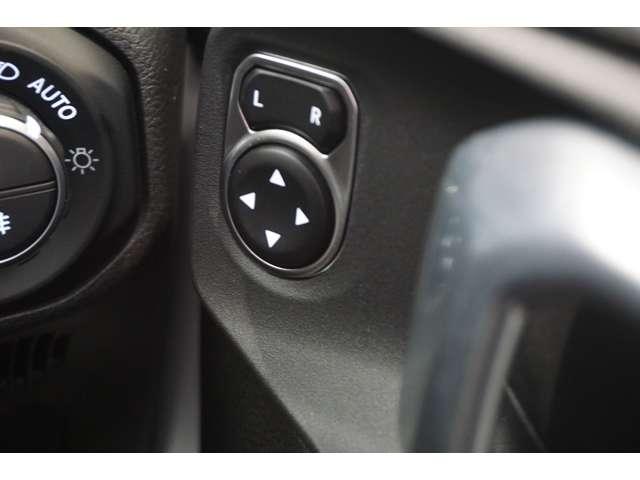 ジープ・ラングラーアンリミテッド サハラ　４ＷＤ　ワンオーナー・ナビ・ＥＴＣ・バックモニター（18枚目）