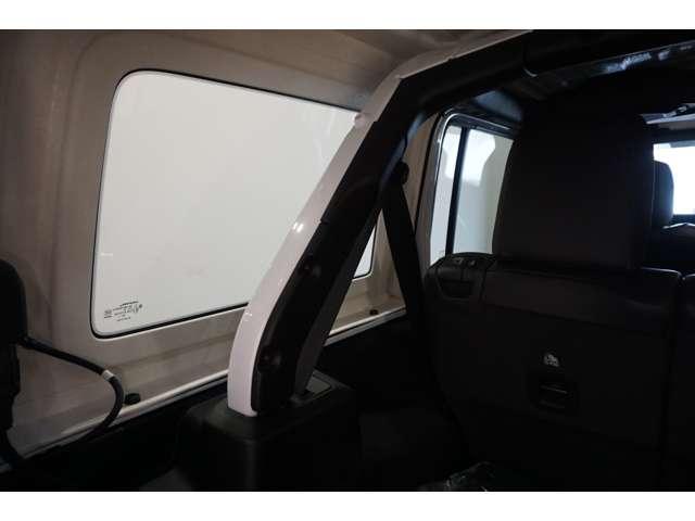 ジープ・ラングラーアンリミテッド サハラ　４ＷＤ　ワンオーナー・ナビ・ＥＴＣ・バックモニター（34枚目）