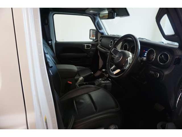 ジープ・ラングラーアンリミテッド サハラ　４ＷＤ　ワンオーナー・ナビ・ＥＴＣ・バックモニター（37枚目）